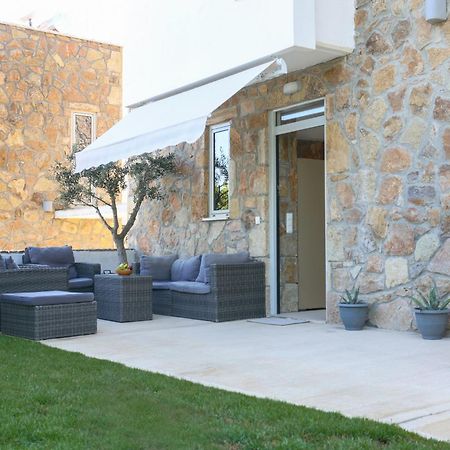 Villa Douglas - Private Pool, Bbq, 4Bdrms, View 佩科霍里 外观 照片