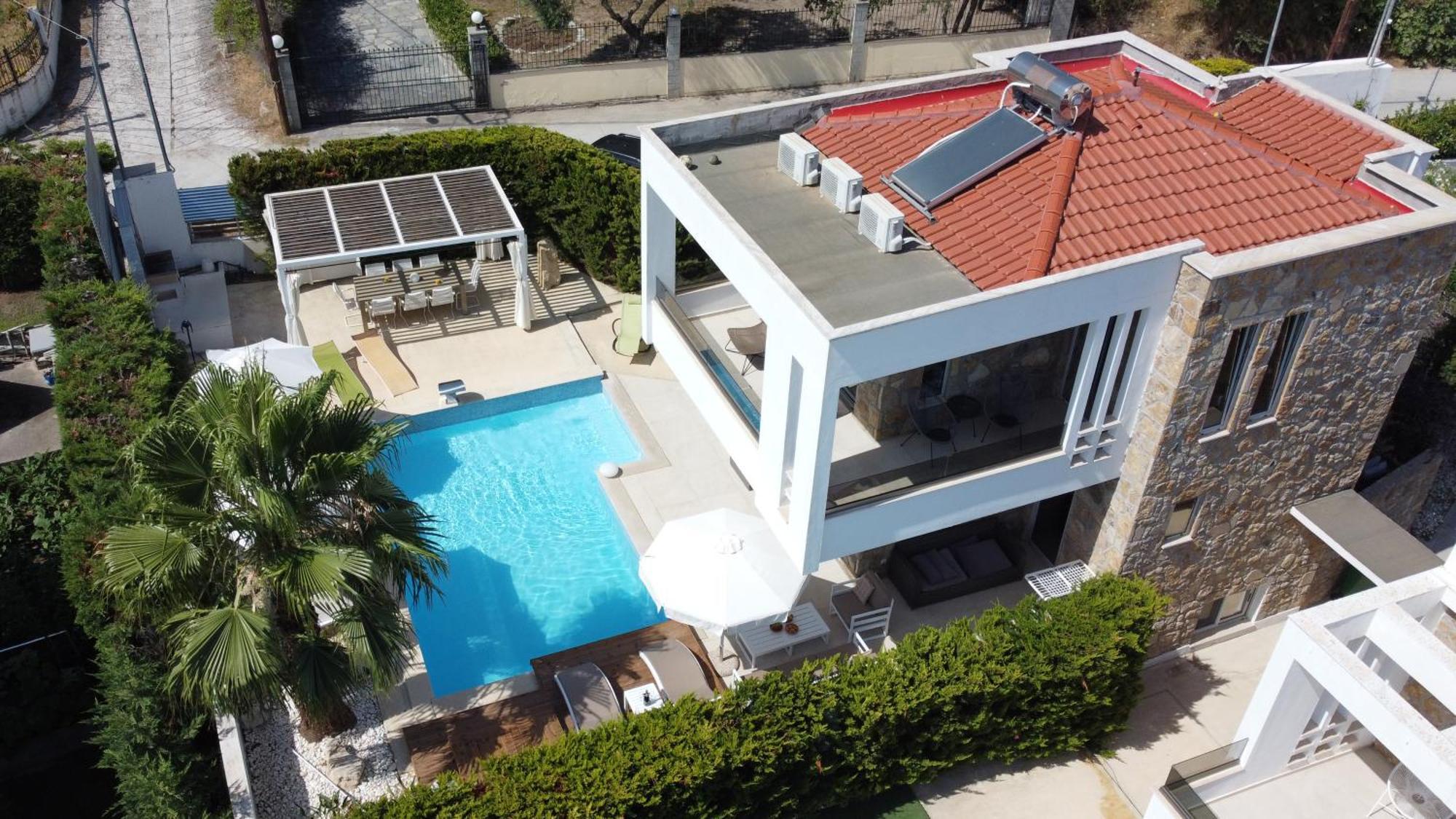 Villa Douglas - Private Pool, Bbq, 4Bdrms, View 佩科霍里 外观 照片