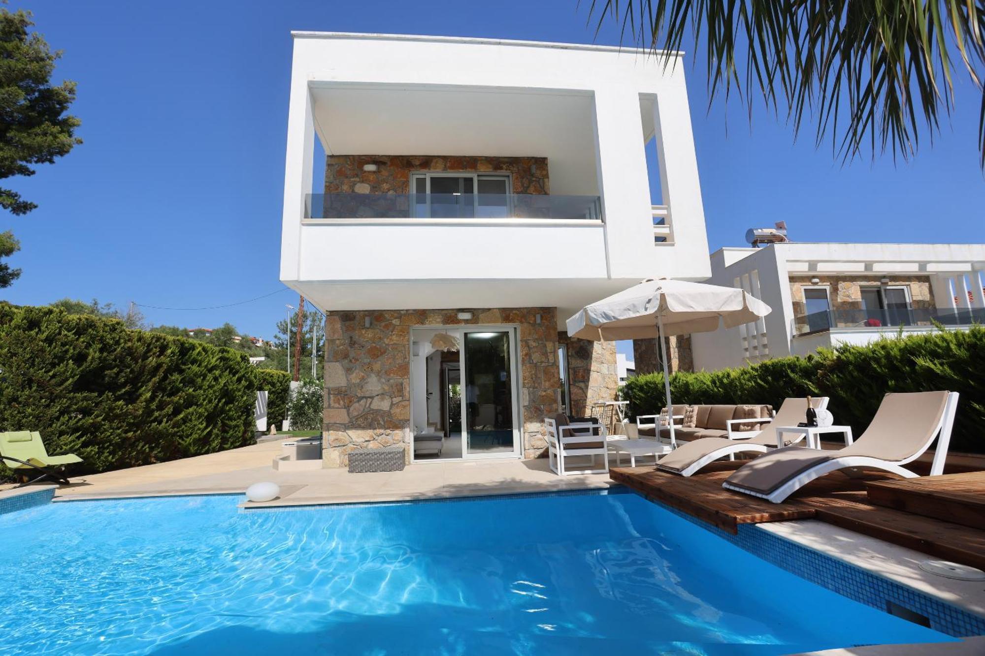 Villa Douglas - Private Pool, Bbq, 4Bdrms, View 佩科霍里 外观 照片