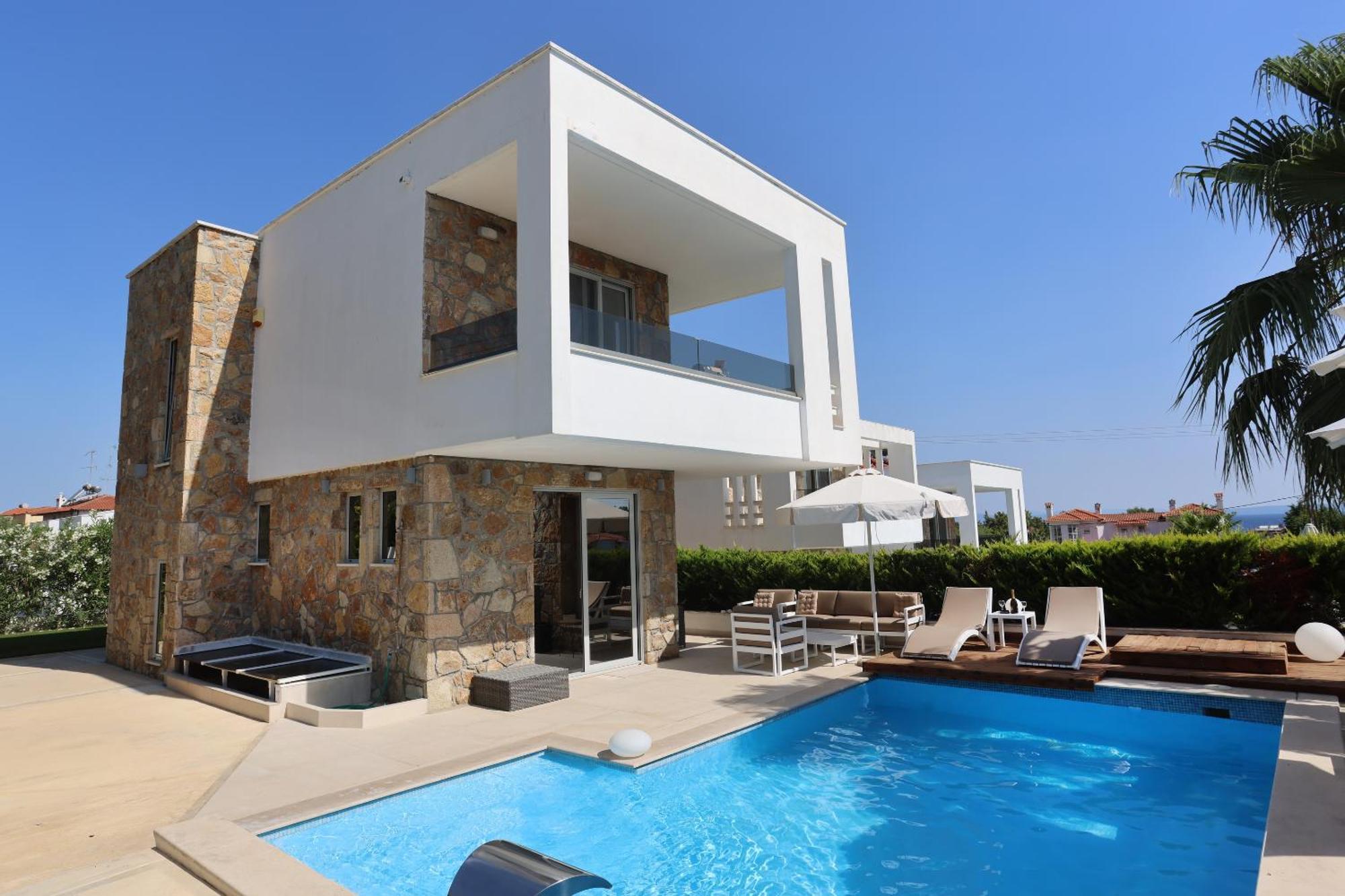 Villa Douglas - Private Pool, Bbq, 4Bdrms, View 佩科霍里 外观 照片