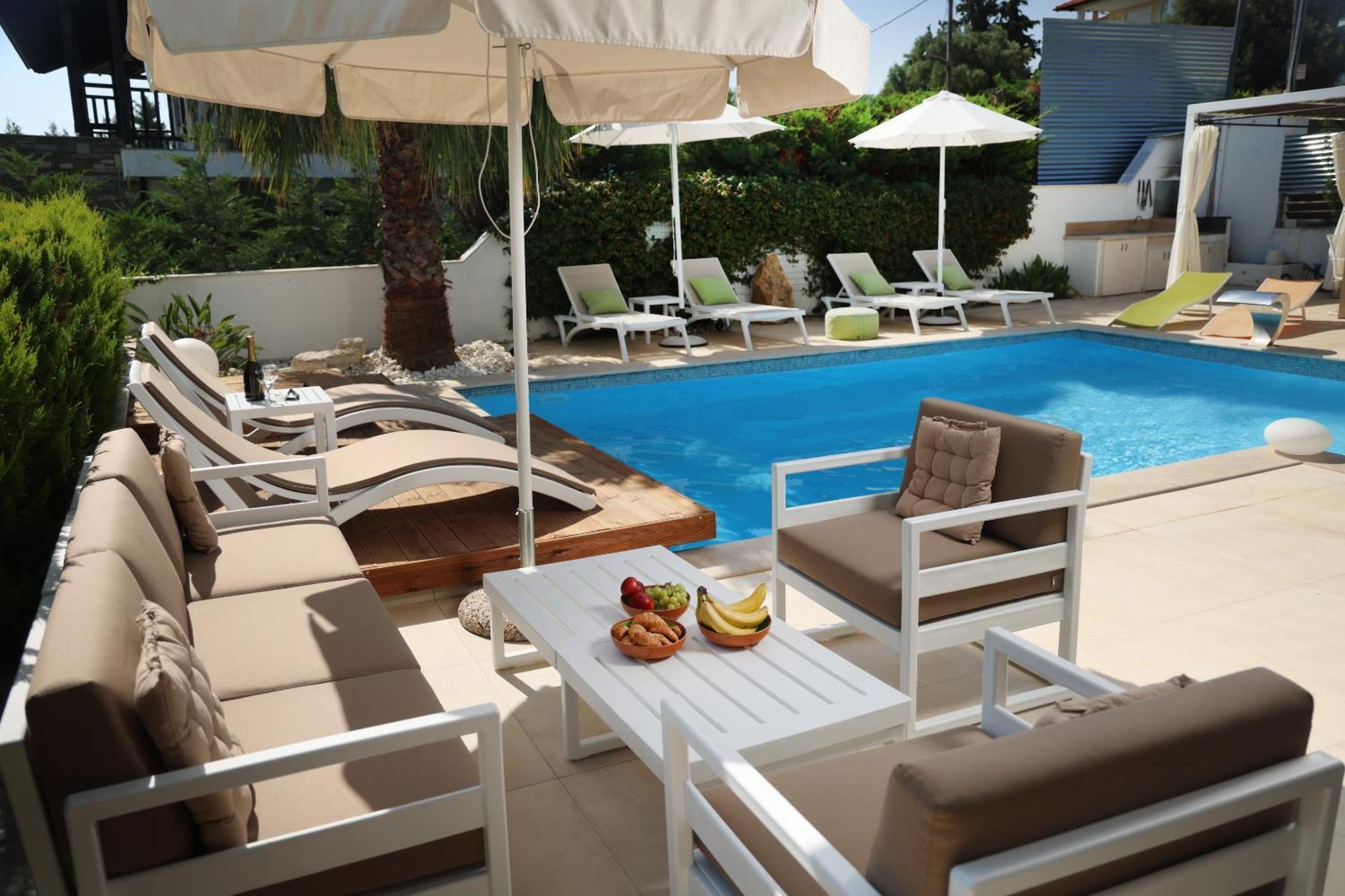 Villa Douglas - Private Pool, Bbq, 4Bdrms, View 佩科霍里 外观 照片